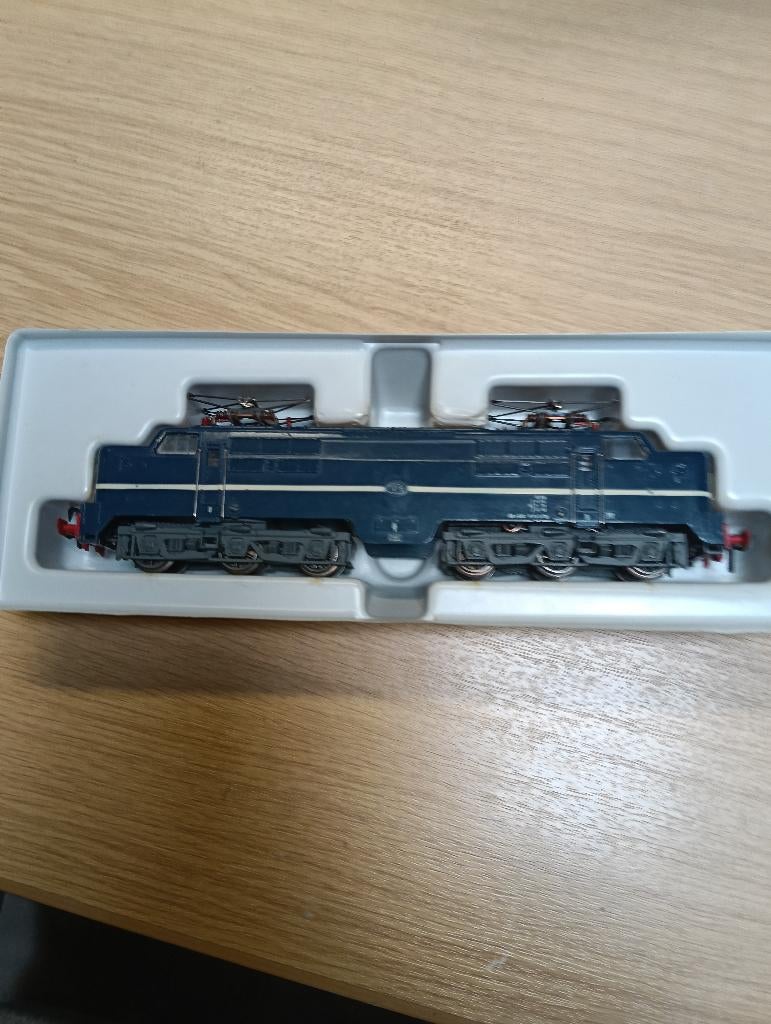 Fleischmann 1390 H0 Elektrische locomotief 1215 van de NS, Hobby en Vrije tijd, Modeltreinen | H0, Gebruikt, Fleischmann, Ophalen of Verzenden