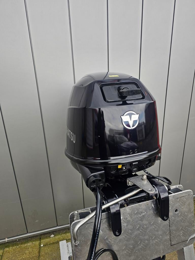 TOHATSU 30 PK 4TAKT EFI KORTSTAART POWERTRIM, Watersport en Boten, Ophalen, Viertaktmotor, Zo goed als nieuw, 30 pk of meer