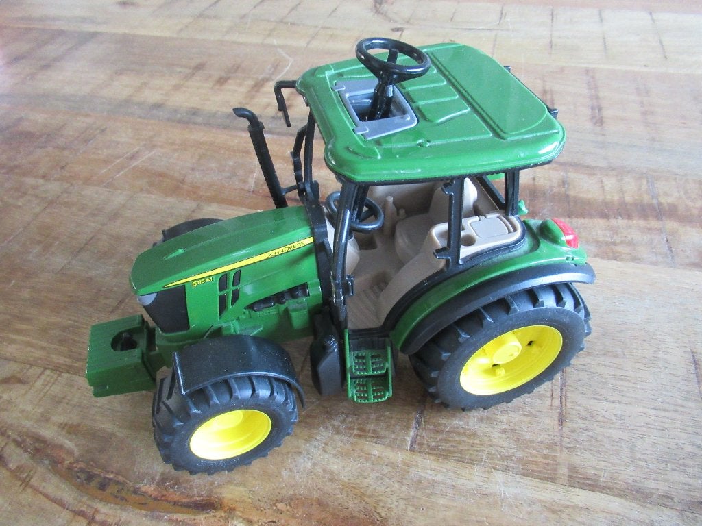 Mooie Bruder Tractor John Deere 5115M No. 2347 uit 2014, Ophalen of Verzenden, Zo goed als nieuw
