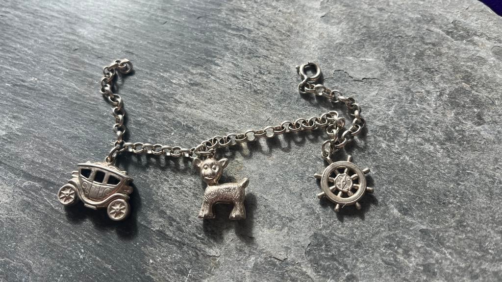 bedelarmband zilver- vintage- diverse zilveren bedels, Ophalen of Verzenden, Zilver
