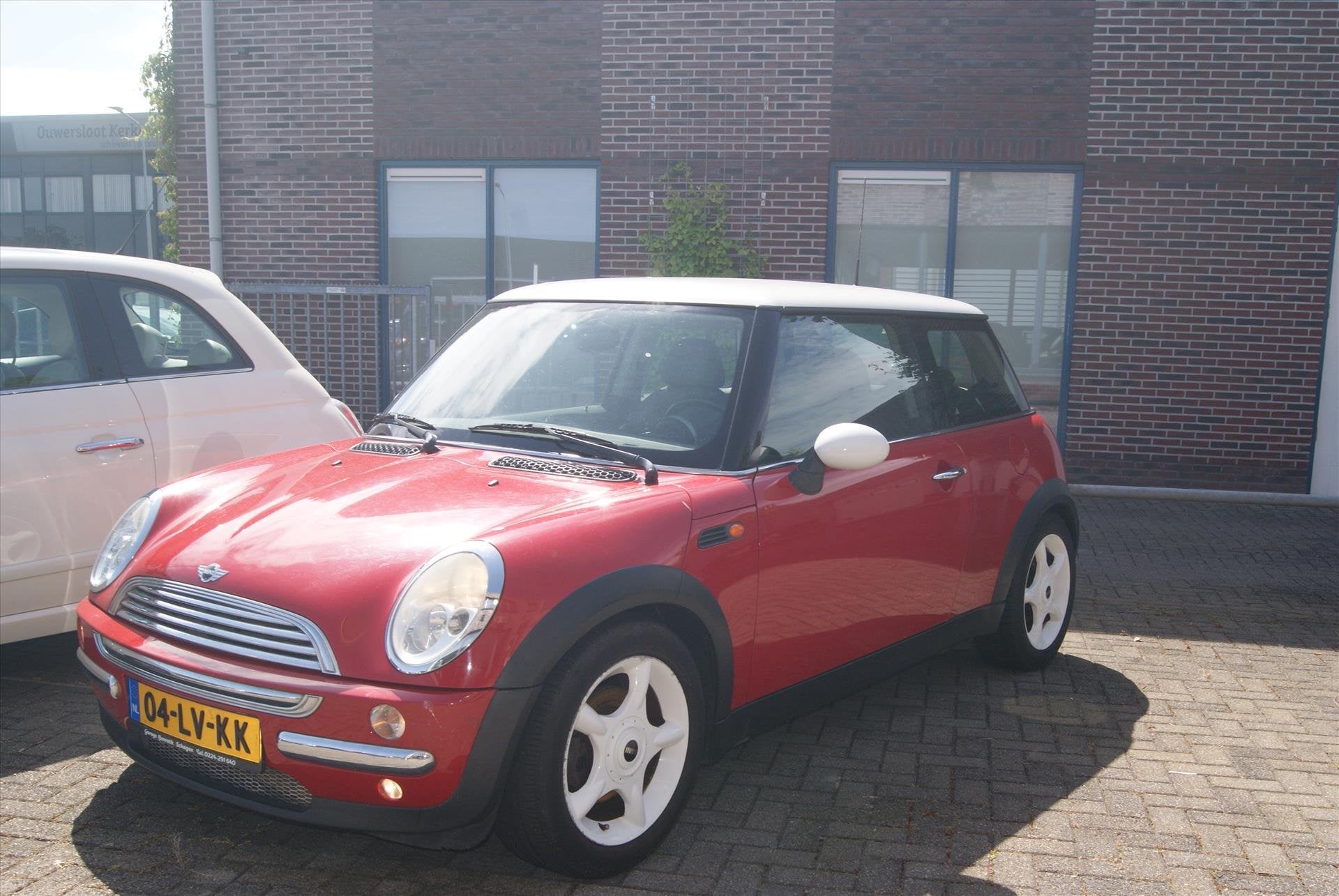 Mini Mini 1.6 16V COOPER, Voorwielaandrijving, Gebruikt, 4 cilinders, 4 stoelen