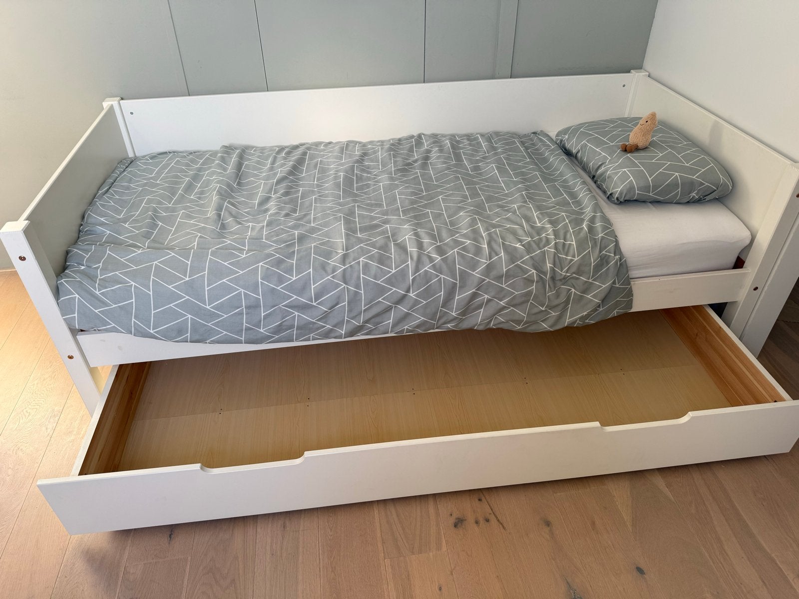 Eenpersoons kinderbed met matras en opberglade, Ophalen, Gebruikt, Eenpersoons, Wit