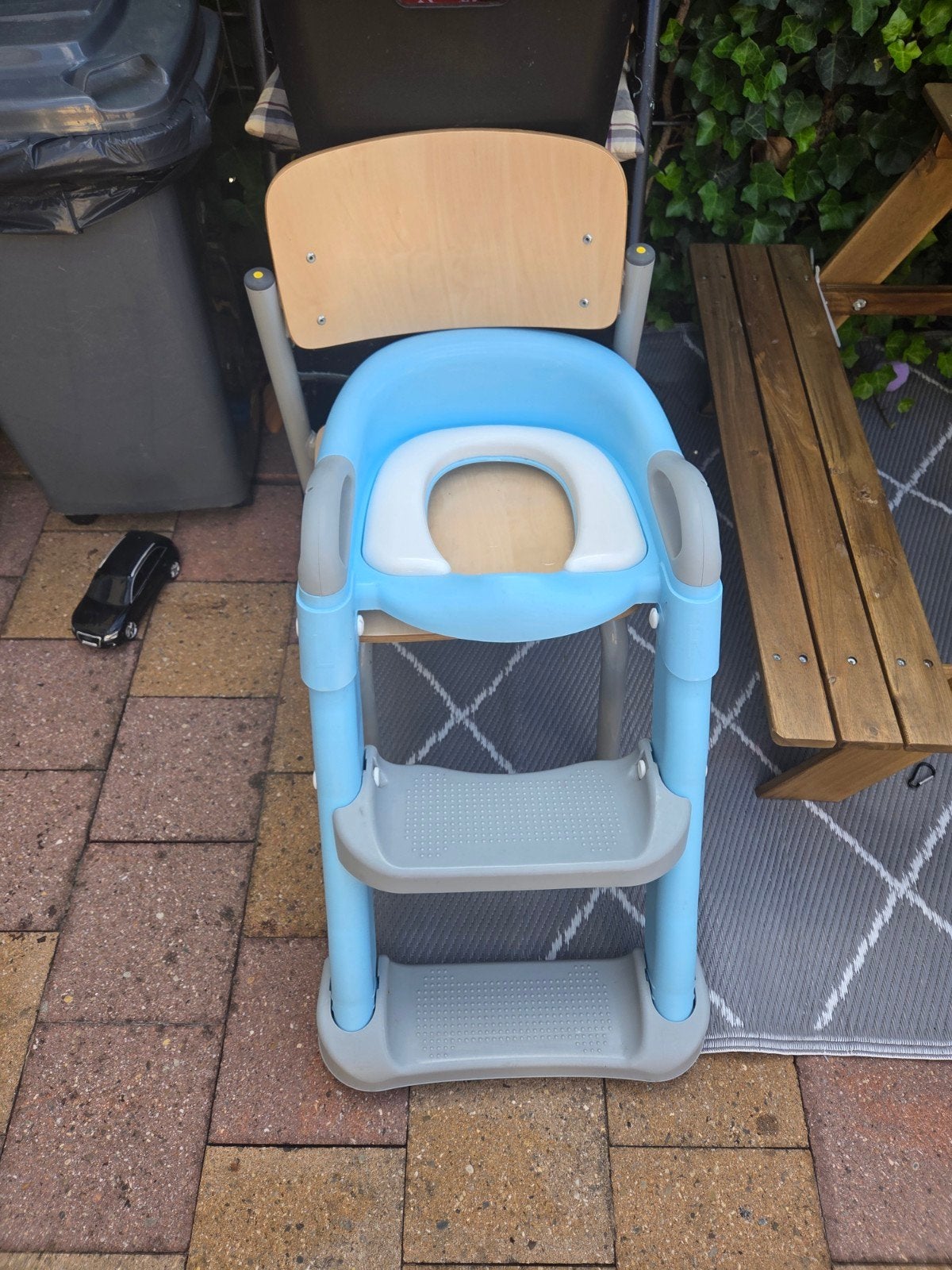 WC verkleiner met opstapje - voor zindelijkheidstraini, Ophalen, Zo goed als nieuw