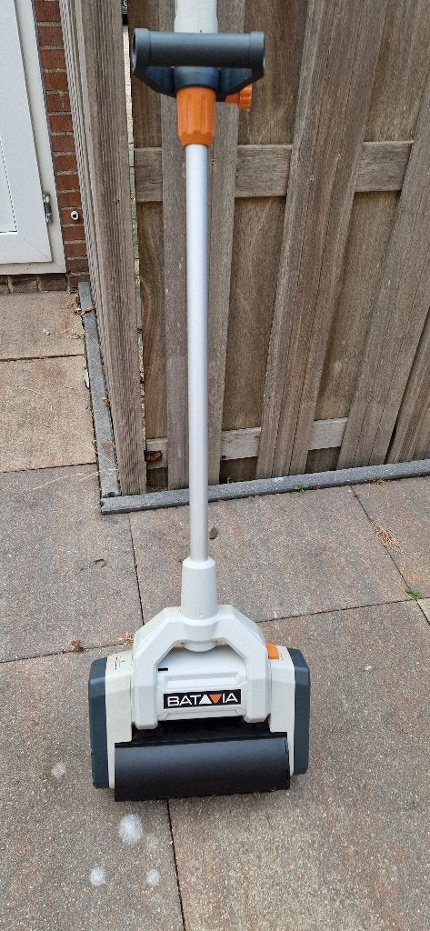 Elektrische borstelmachine, Tuin en Terras, Ophalen, Zo goed als nieuw