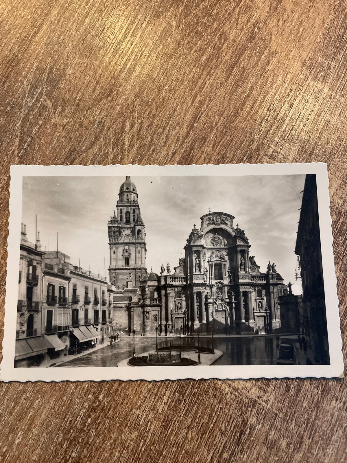 Oude ansichtkaart Murcia - Kathedraal en Plaza de Belluga, Ophalen of Verzenden, Gelopen, Spanje