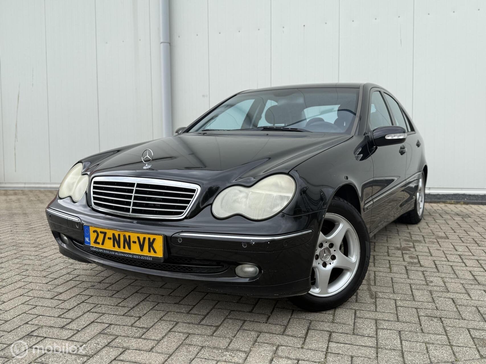 Mercedes C-klasse 180 K Avantgarde Airco Cruise BT LM velgen, Auto's, Gebruikt, 1796 cc, Zwart, Origineel Nederlands
