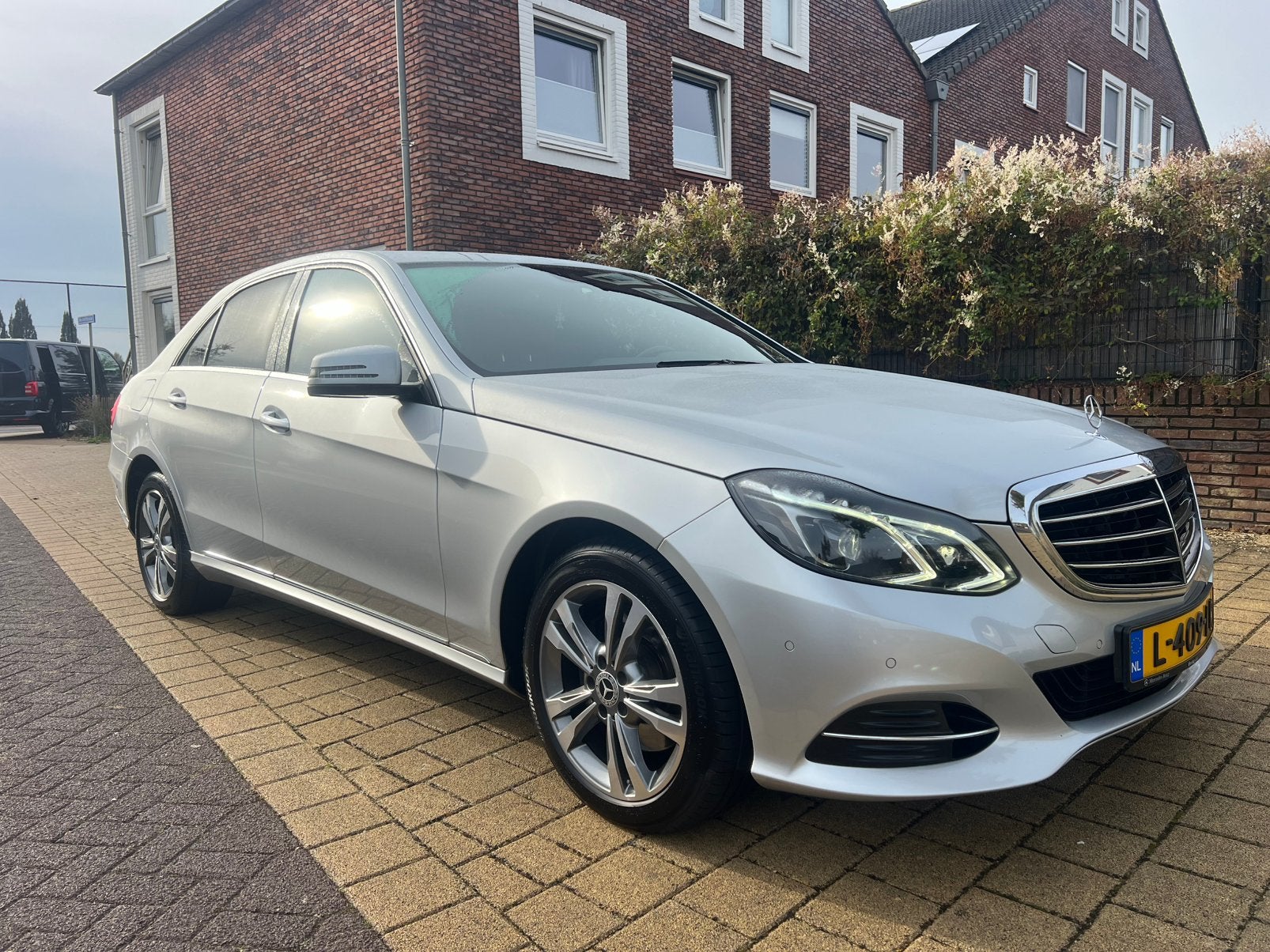 Mercedes-Benz E-Klasse E300 252pk 4MATIC 7G-Tronic V6, Auto's, Mercedes-Benz, Euro 5, Zwart, Vierwielaandrijving, Particulier