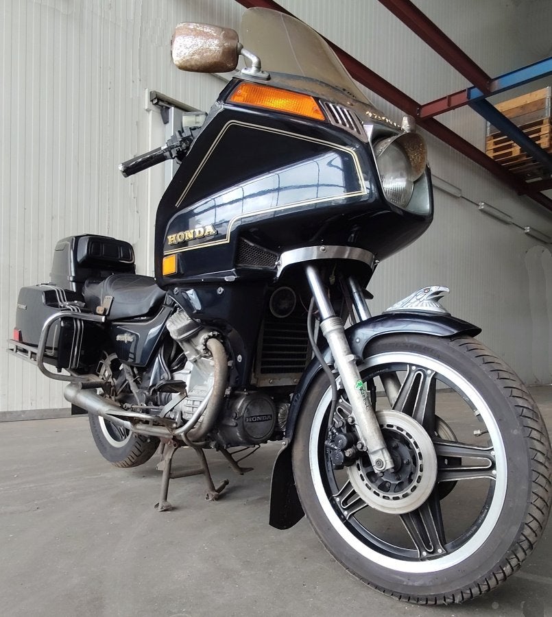 Honda GL500 Silverwing Interstate, Cardan-aandrijving, Gebruikt, Particulier, Meer dan 35 kW