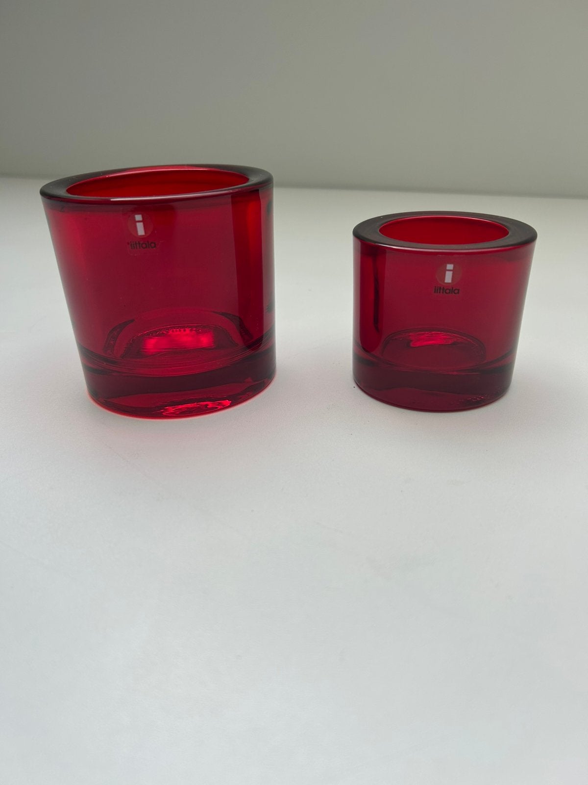 Iittala rode kivi waxinelichthouder 8 en 6 cm, Ophalen of Verzenden, Zo goed als nieuw, Iittala