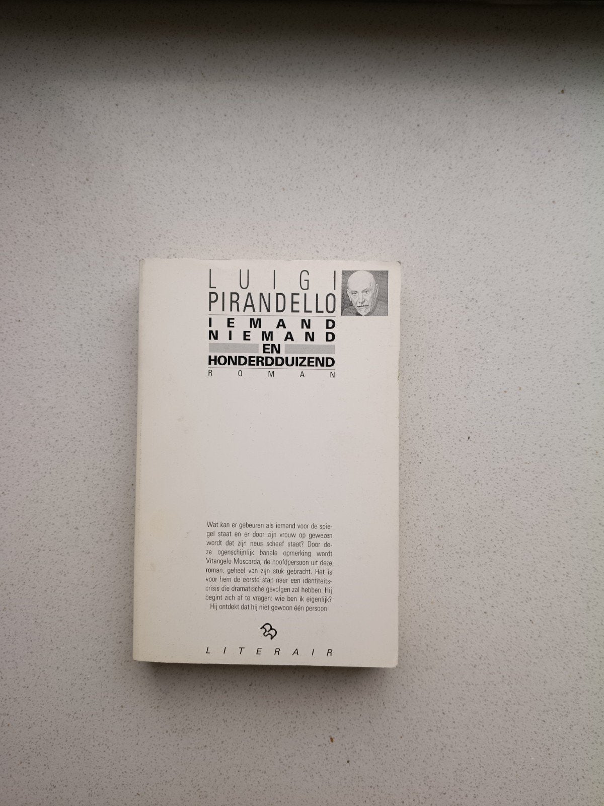 Iemand, Niemand en Honderdduizend - Luigi Pirandello, Ophalen of Verzenden, Gelezen