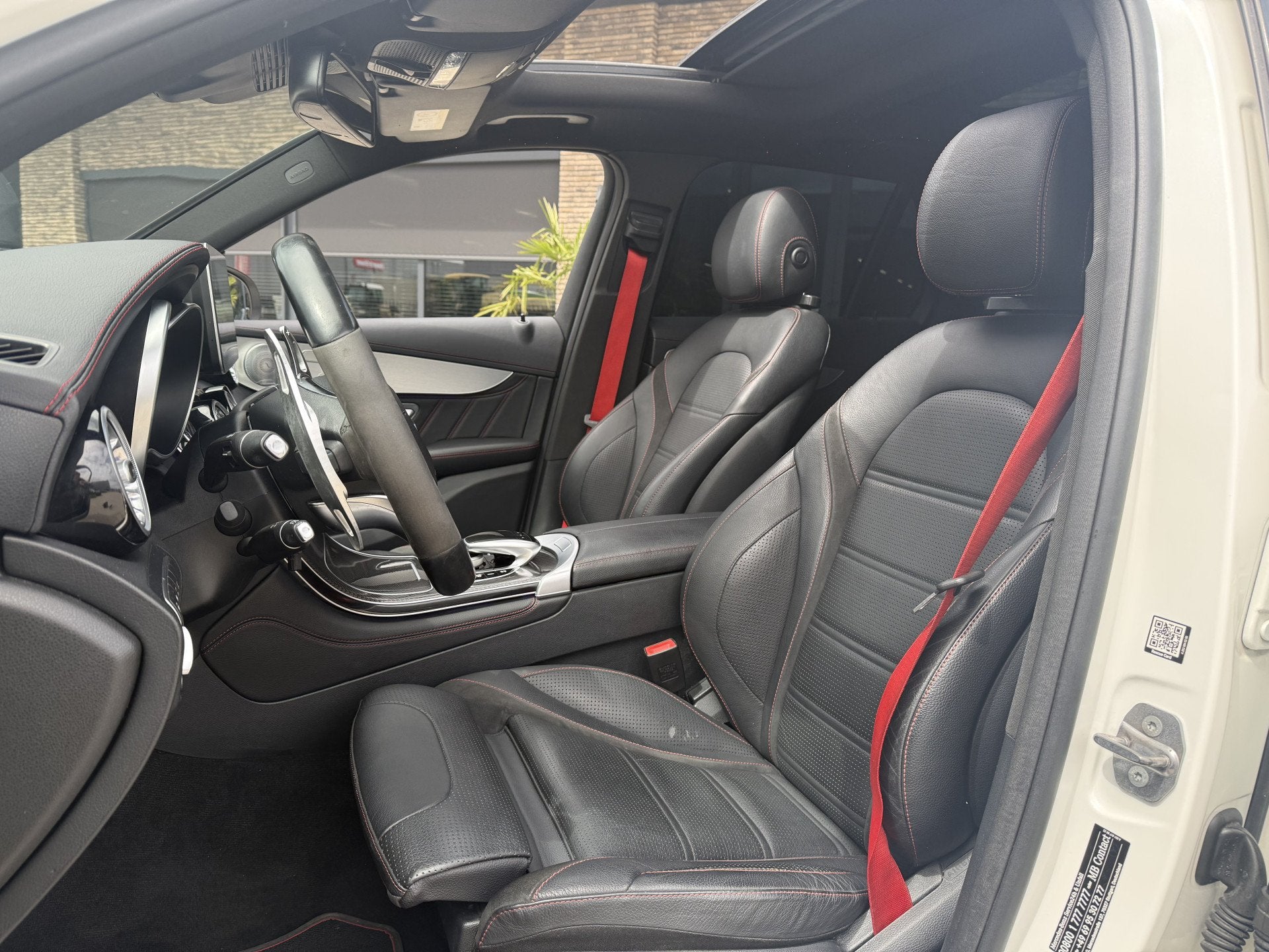 Mercedes-Benz GLC ///AMG 43 4MATIC 368 PK / FULL OPTION / HU, Automaat, Automatische klimaatregeling, Gebruikt, 368 pk
