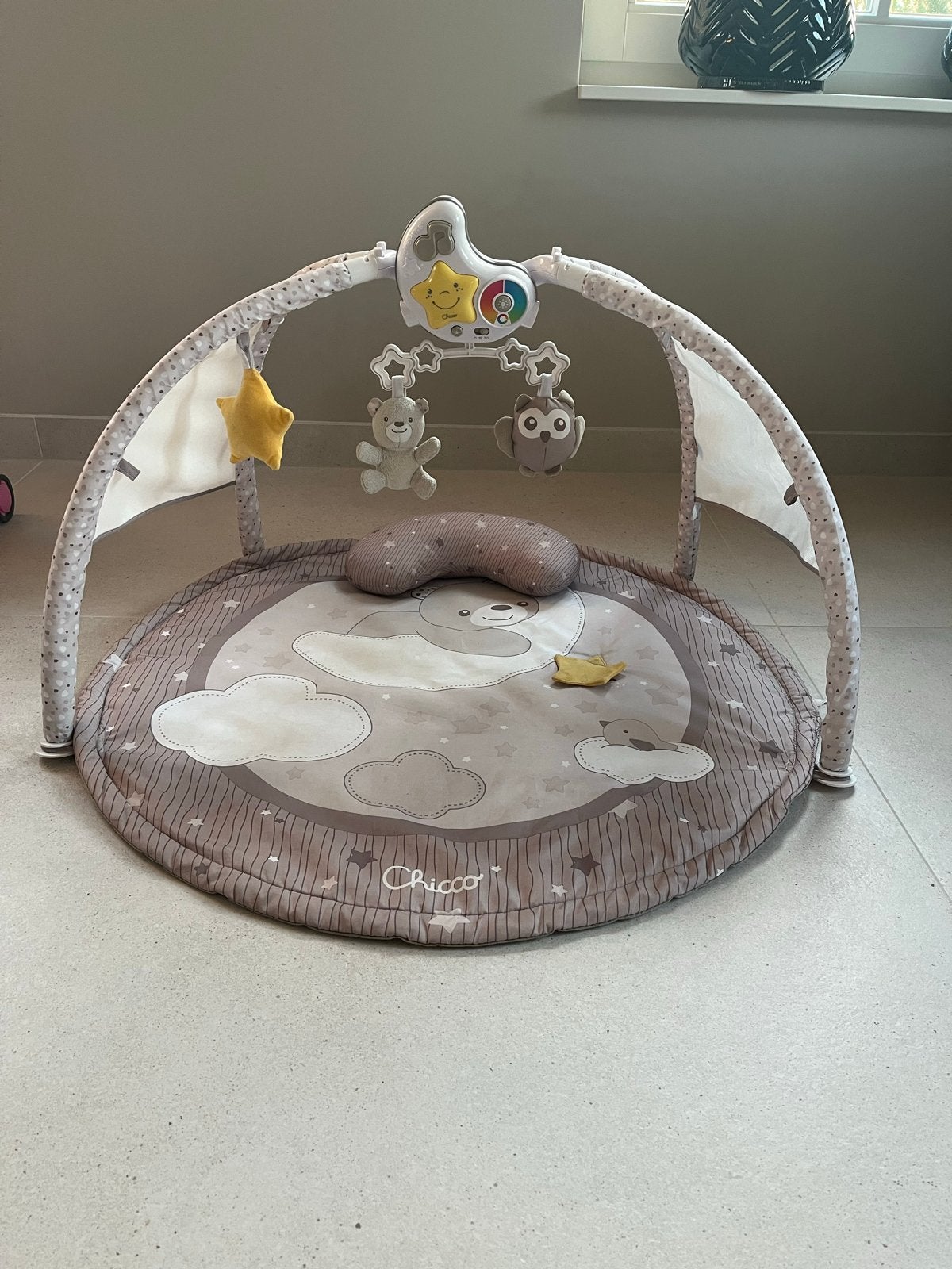 Chicco Speelkleed met Babygym en Muziek, Ophalen of Verzenden, Zo goed als nieuw, Speelkleed, Met licht