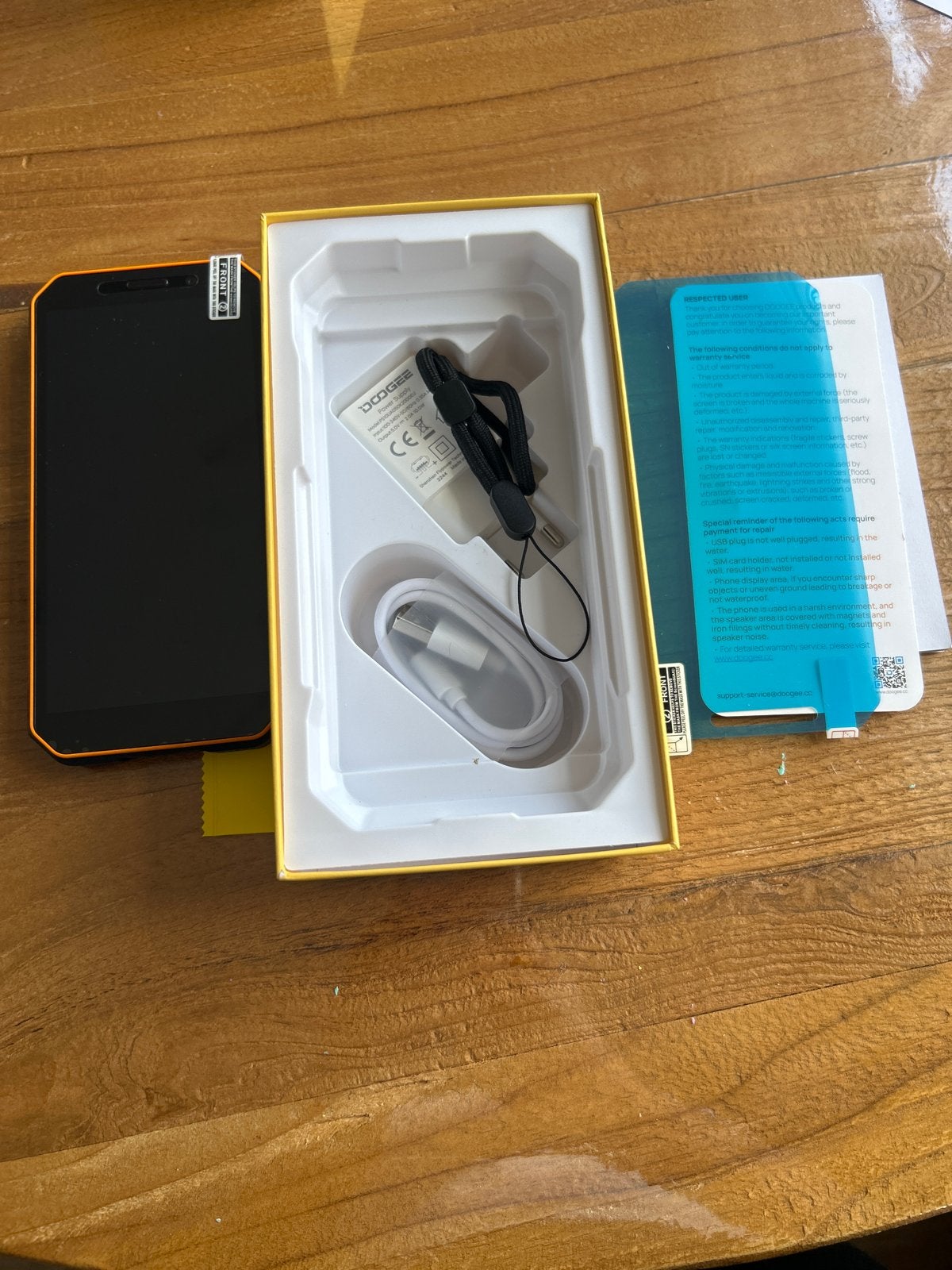Doogee S35 Robuuste Smartphone - Nieuw in Doos, Telecommunicatie, Overige modellen, Nieuw, 3 tot 6 megapixel, Ophalen of Verzenden