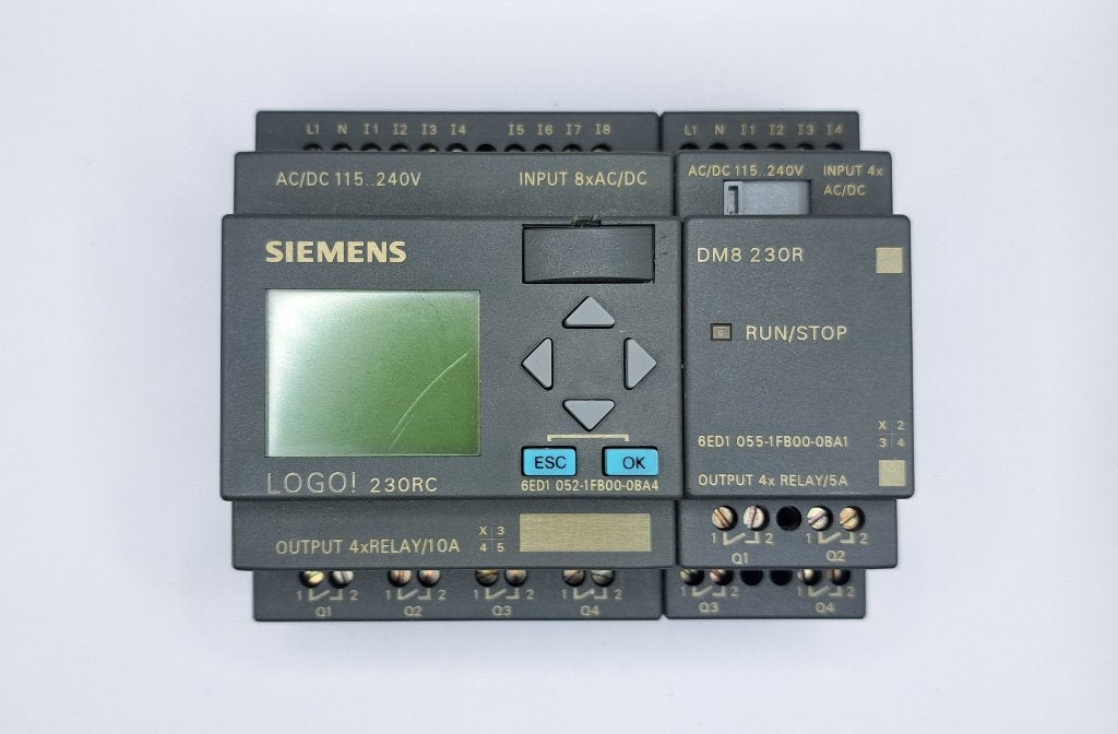 Siemens PLC Logo 230RC met DM8 230R module (set), Gebruikt, Onbekend, Ophalen of Verzenden, Onbekend