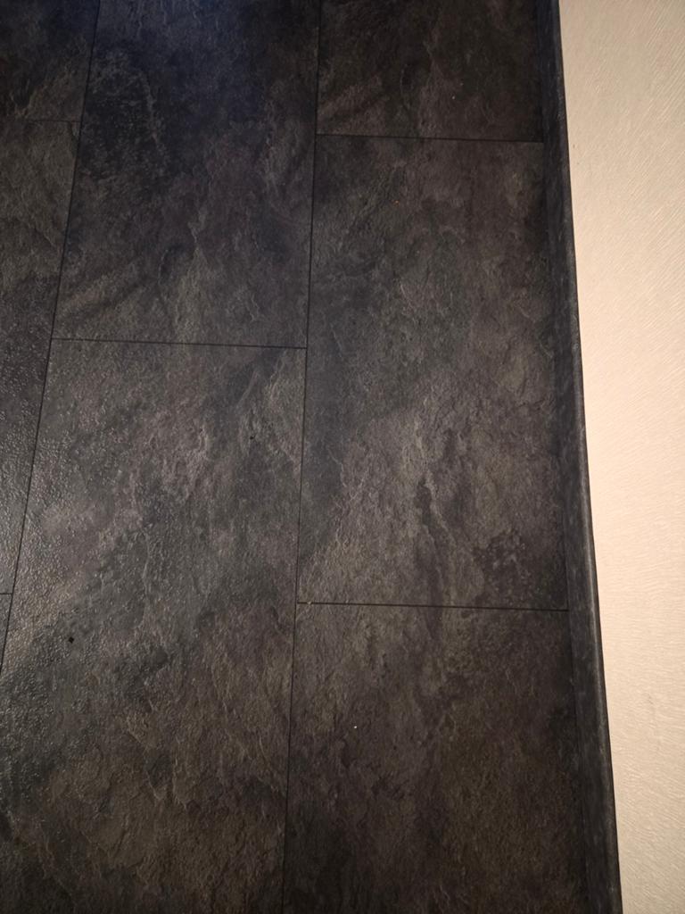 Laminaat Stone Slate Antraciet 8 mm, ca. 20m2, Huis en Inrichting, Ophalen, Grijs, Zo goed als nieuw, Leisteenlook