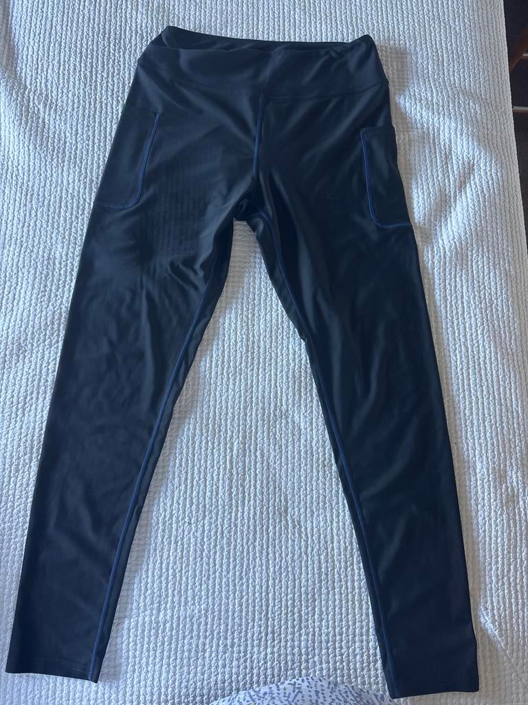 Maya Freya sportlegging XL - Zwart met blauwe naden, Kleding | Dames, Sportkleding, Zwart, Maat 46/48 (XL) of groter, Ophalen of Verzenden