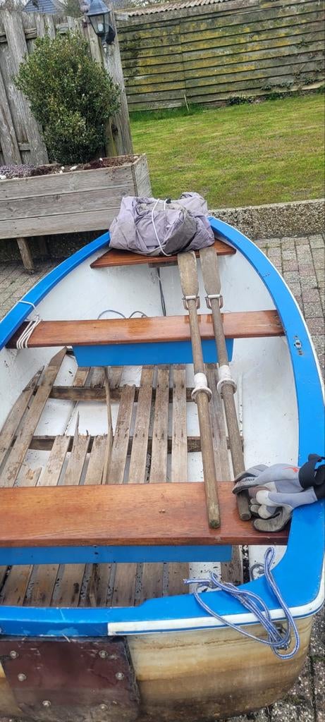 Roeiboot met motor, Ophalen, Gebruikt