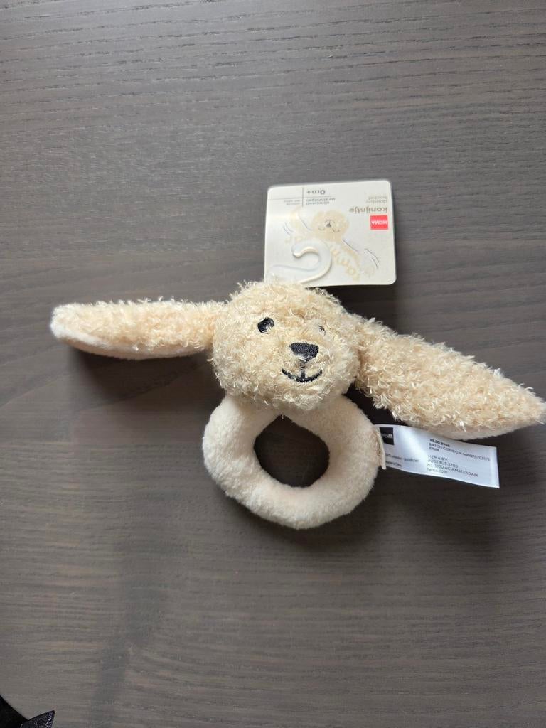Hema rammelaar beige konijn - Nieuw met prijskaartje, Ophalen of Verzenden, Nieuw, Rammelaar, Met geluid