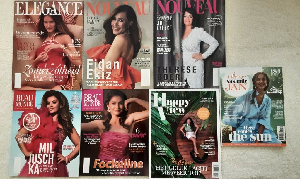 Nouveau, Elegance, Beau Monde, Jan Vakantie 2026, Boeken, Tijdschriften en Kranten, Verzenden, Zo goed als nieuw, Damesbladen