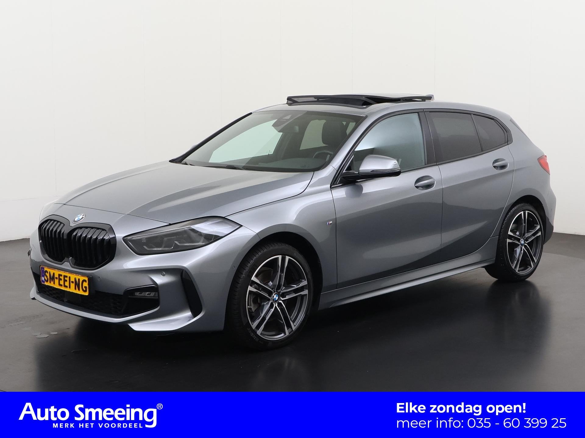 BMW 1 Serie 118i M Sport Automaat | Shadow Line | Panoramada, Auto's, BMW, 12 maanden, Gebruikt, Bedrijf, 3 cilinders