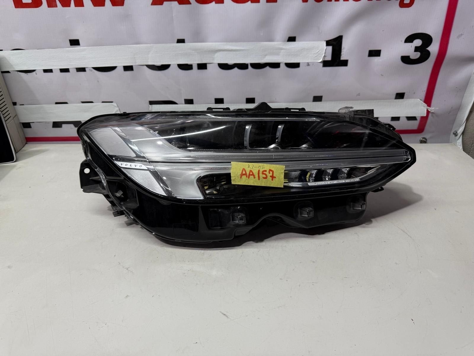Volvo S90, V90 Koplamp, Gebruikt, -, -, Ophalen of Verzenden
