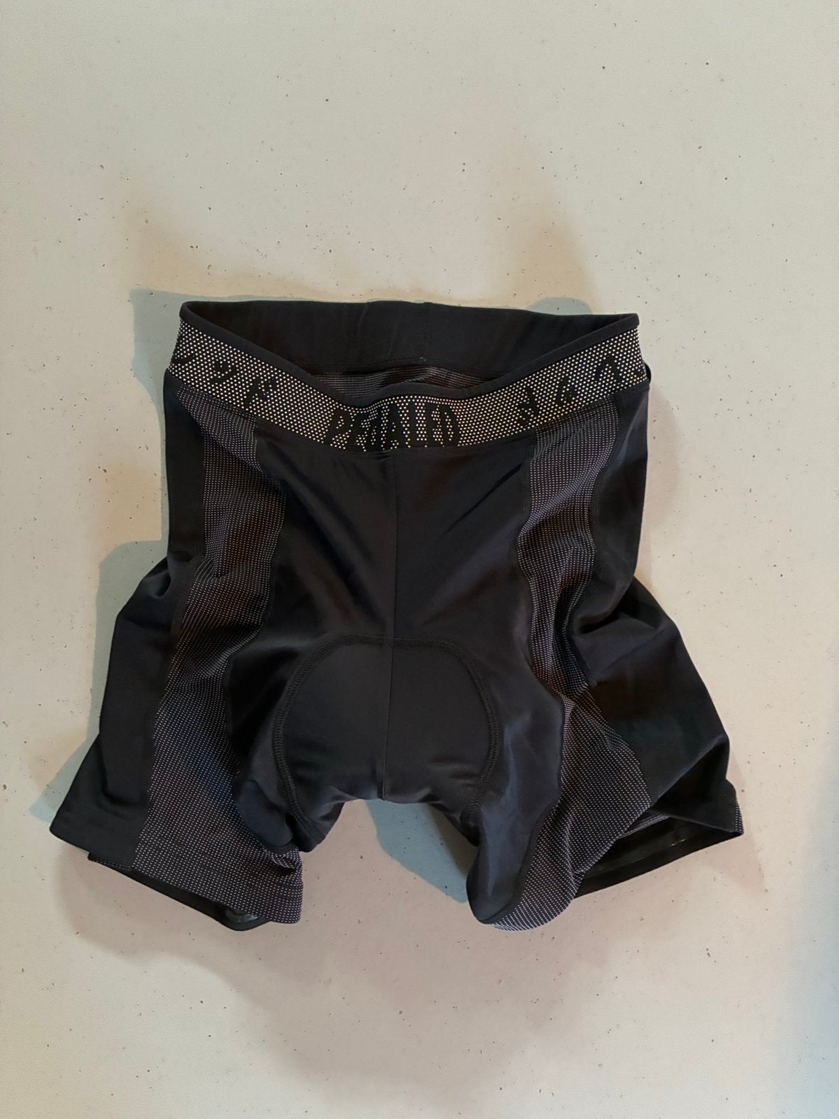 Pedaled fietsbroek bib maat M, Fietsen en Brommers, Fietsaccessoires | Fietskleding, Ophalen of Verzenden, Zo goed als nieuw, Bovenkleding