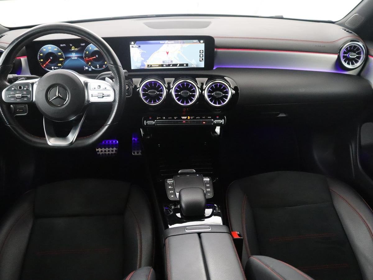 Mercedes-Benz CLA-klasse Shooting Brake 180 Business Solutio, Auto's, CLA, 136 pk, Gebruikt, Euro 6