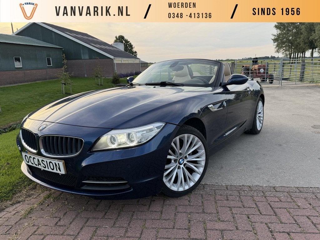BMW Z4 Roadster sDrive18i LEER | CRUISE | NL-AUTO | LED | KE, Auto's, BMW, Gebruikt, Cabriolet, Blauw, Origineel Nederlands