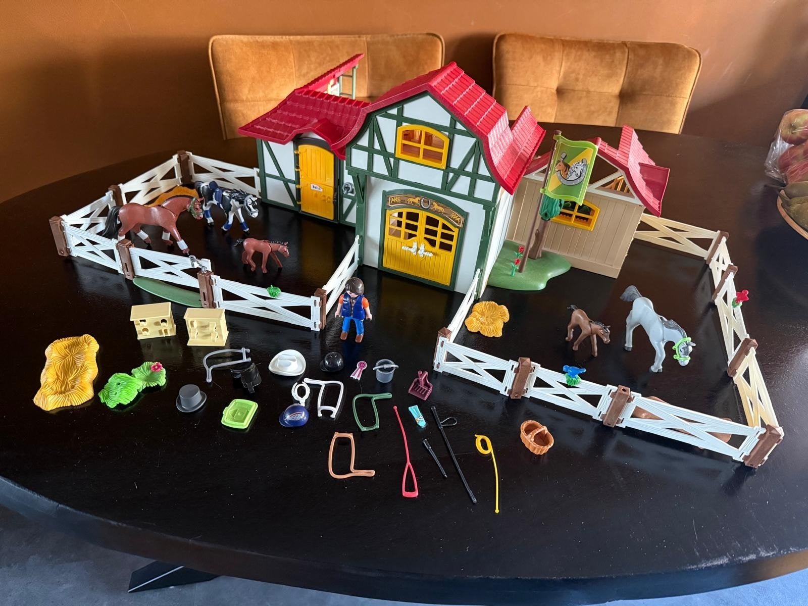 Playmobil verzameling - Paarden Manege enz, Ophalen of Verzenden, Zo goed als nieuw