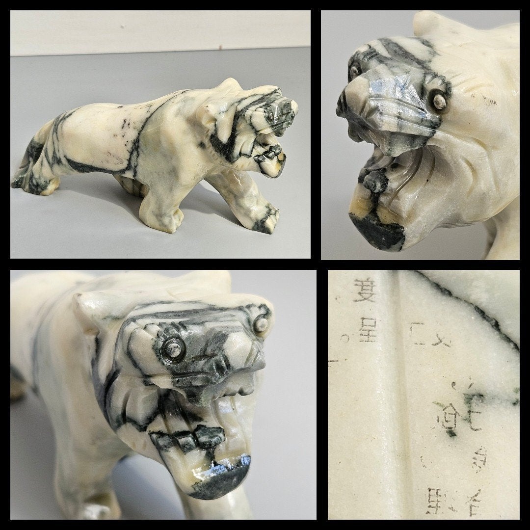 Antiek uit speksteen gesneden sculptuur van een tijger, Natuurlijk materiaal, Ophalen of Verzenden, China, Handgemaakt