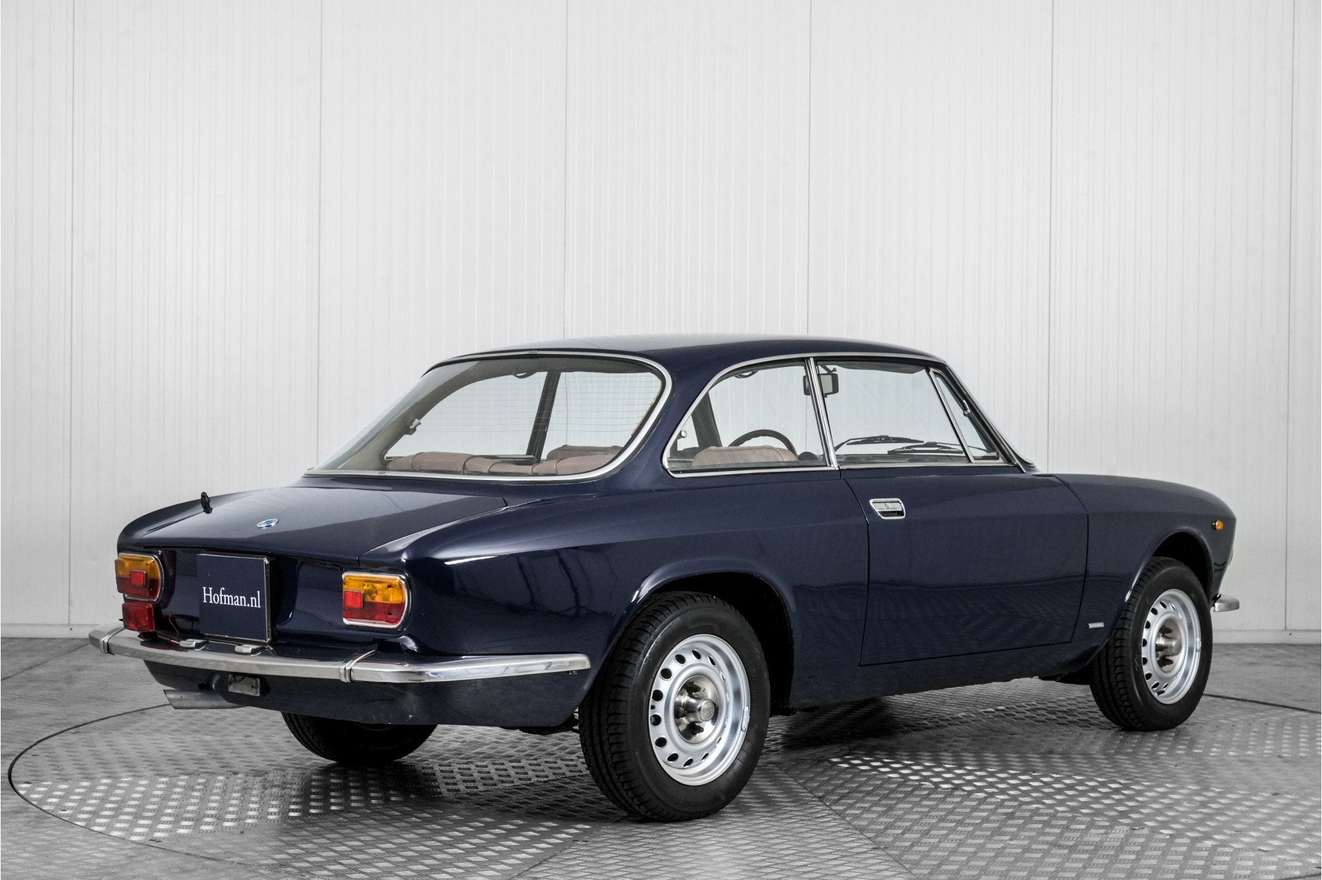 Alfa Romeo GT 1300 Junior only 2 owners (bj 1976), Achterwielaandrijving, Gebruikt, 4 cilinders, Blauw