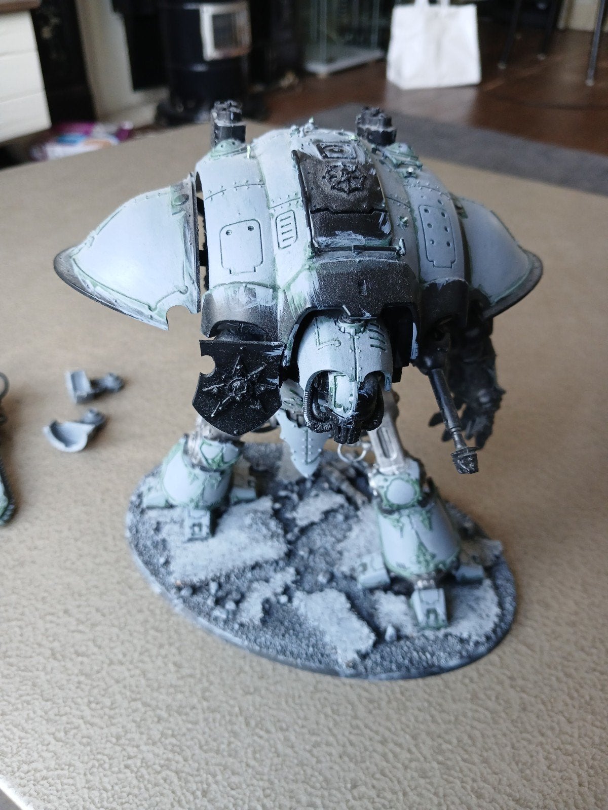 Warhammer 40K Chaos Knight - Geverfd, Hobby en Vrije tijd, Wargaming, Gebruikt, Figuurtje(s), Ophalen of Verzenden, Warhammer 40000
