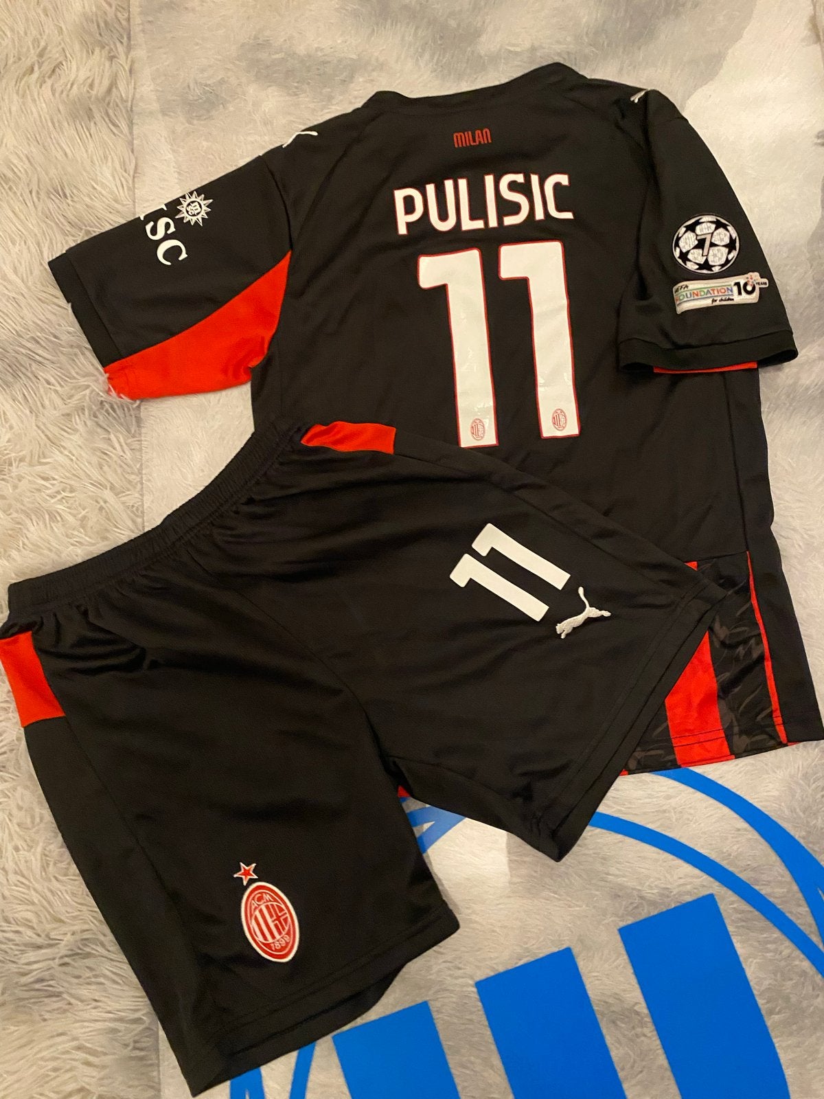 Voetbalshirts en -shorts: AC Milan, Oranje, Arsenal, Barcelo, Ophalen, Gebruikt