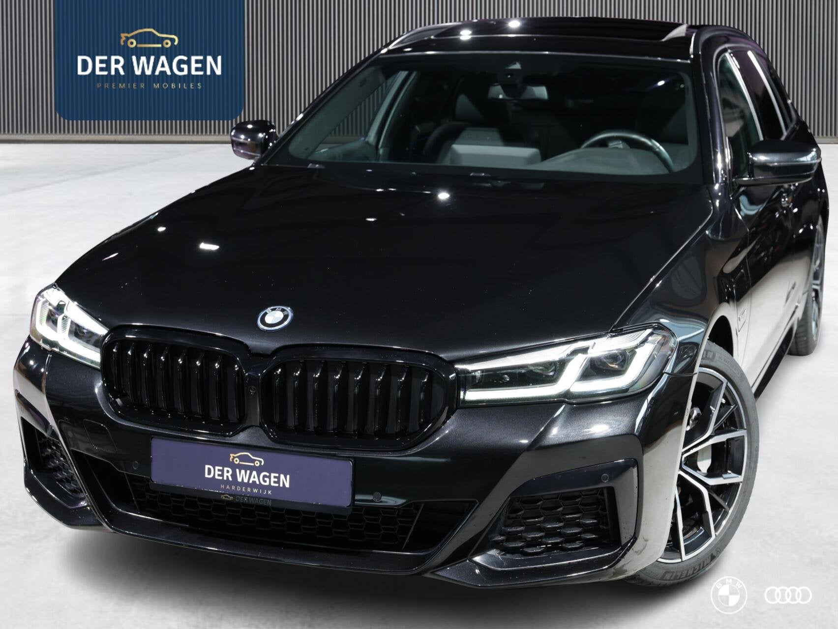 BMW 530E xDrive M SPORT / PANODAK / KEYLESS / MEMORY / COMFO, Auto's, Automaat, 1935 kg, 1800 kg, 4 cilinders