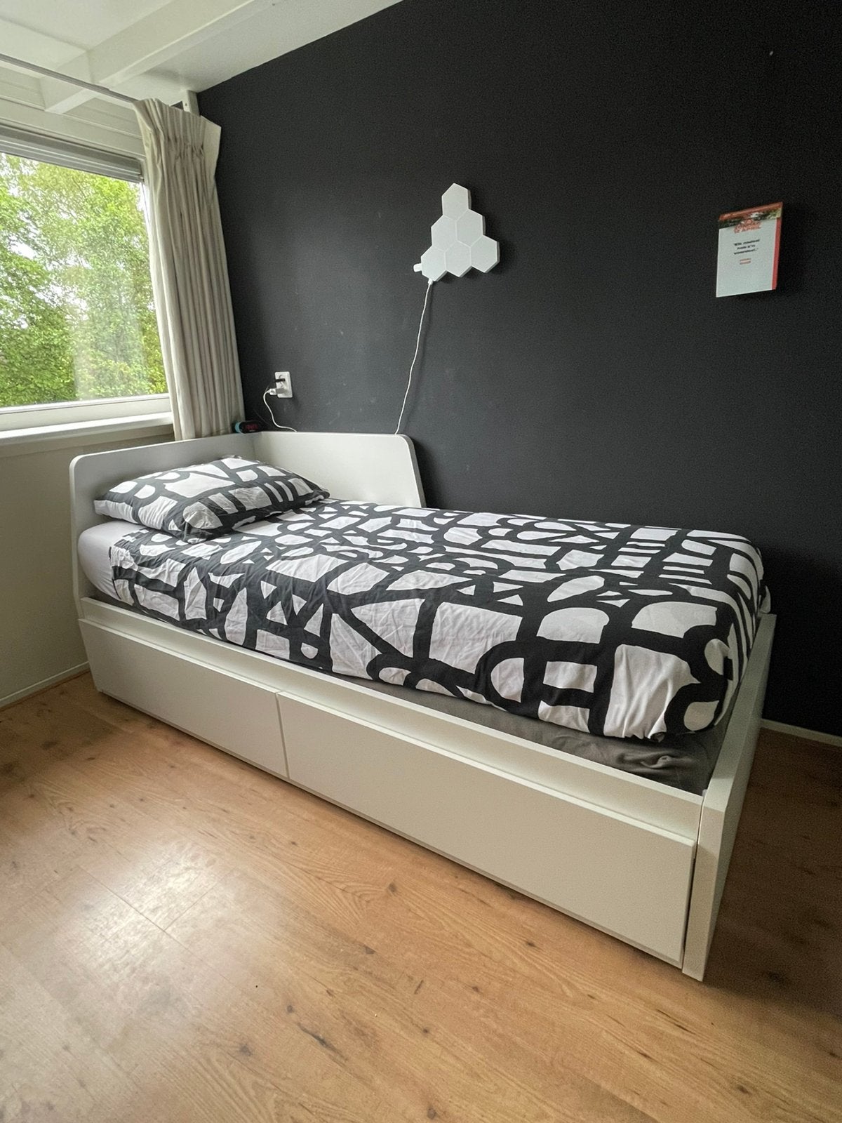 Bed uitschuifbaar Ikea Flekke incl matras, wit, 80/160x200cm, Huis en Inrichting, Slaapkamer | Bedden, Ophalen, Wit, Tweepersoons