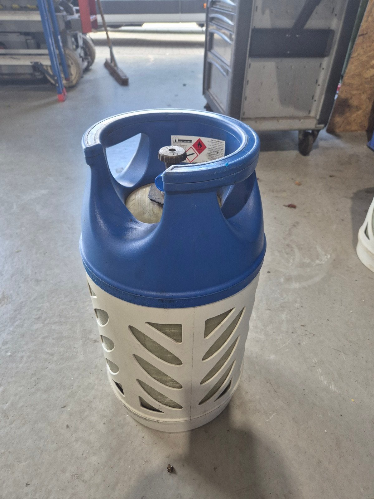 Lpg kunststof gasfles / propaan, Ophalen