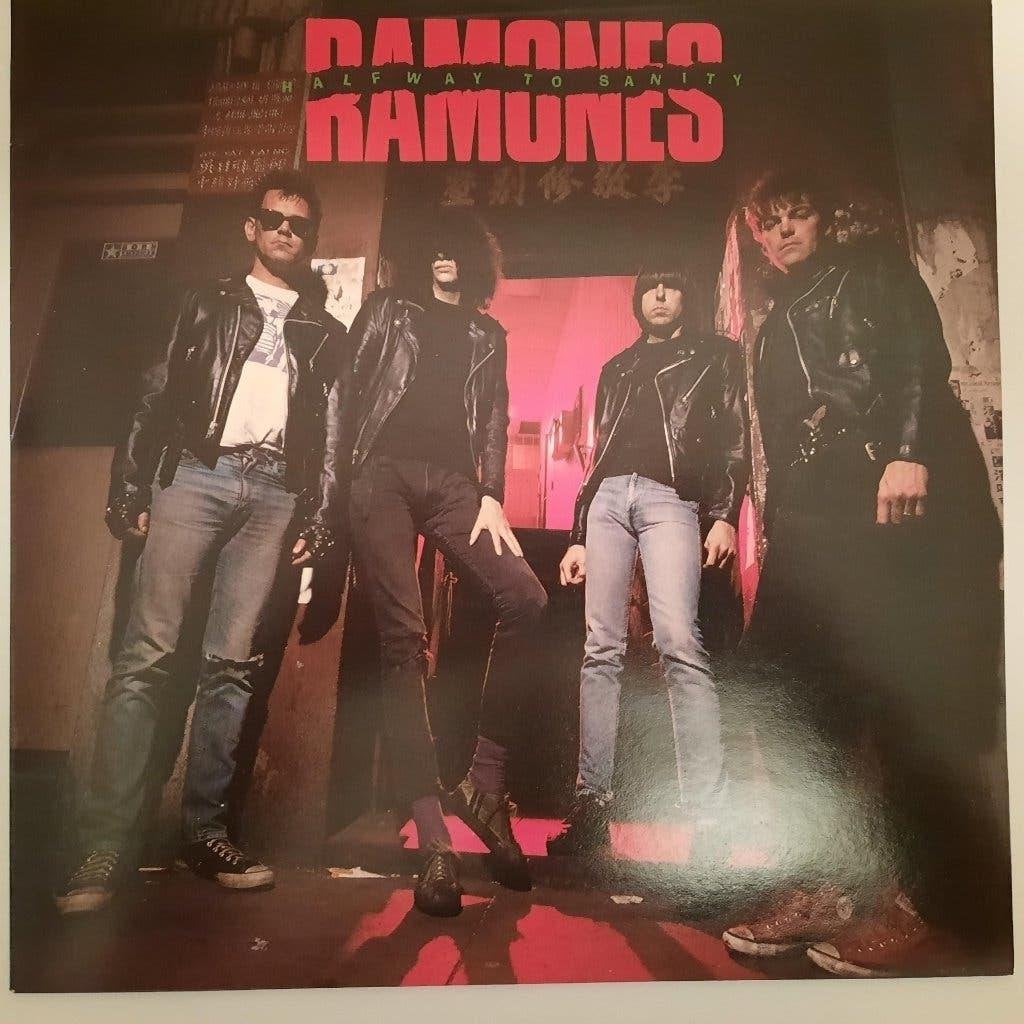 LP "Halfway to Sanity" - Ramones, LP, Ophalen of Verzenden, Zo goed als nieuw, Inclusief binnenhoes