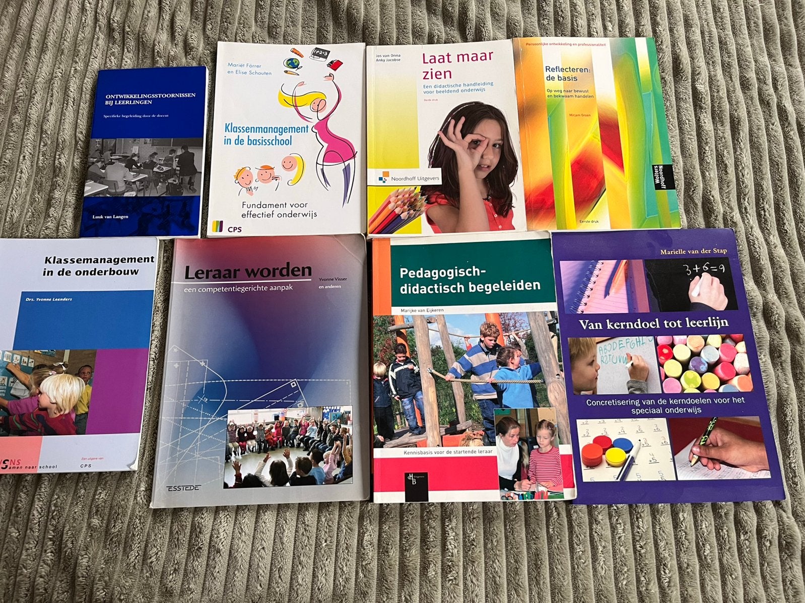 Veel boeken voor de pabo., Ophalen of Verzenden, Gelezen, Overige niveaus