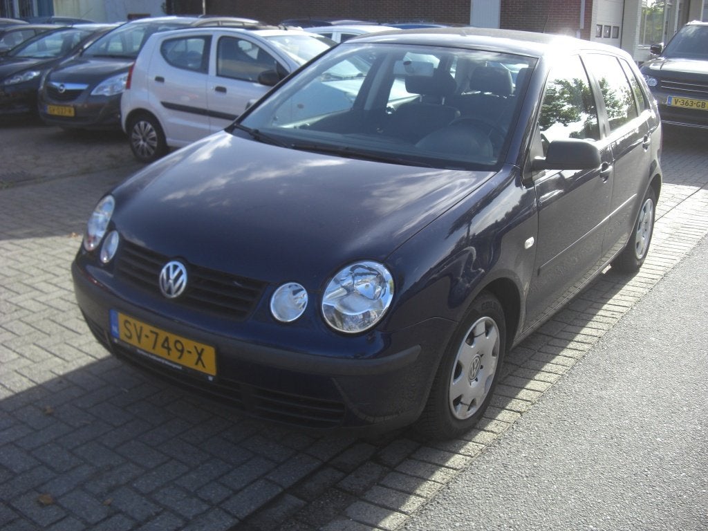 Volkswagen Polo apk 7.27 1.2-12V Highline (bj 2005), 983 kg, Dealer onderhouden, Blauw, 1198 cc