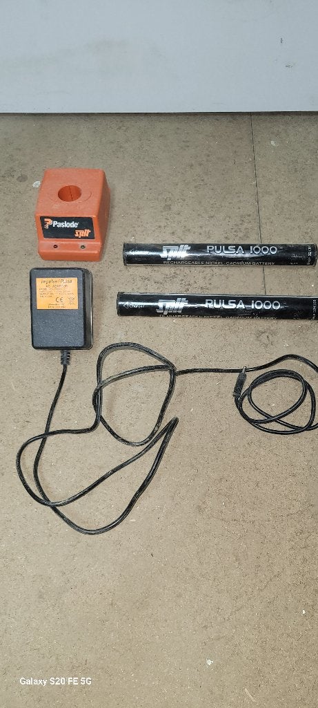 Pulsalo 1000 Accu met Oplader - Gebruikt, Ophalen of Verzenden, Zo goed als nieuw, Overige typen, Overige merken