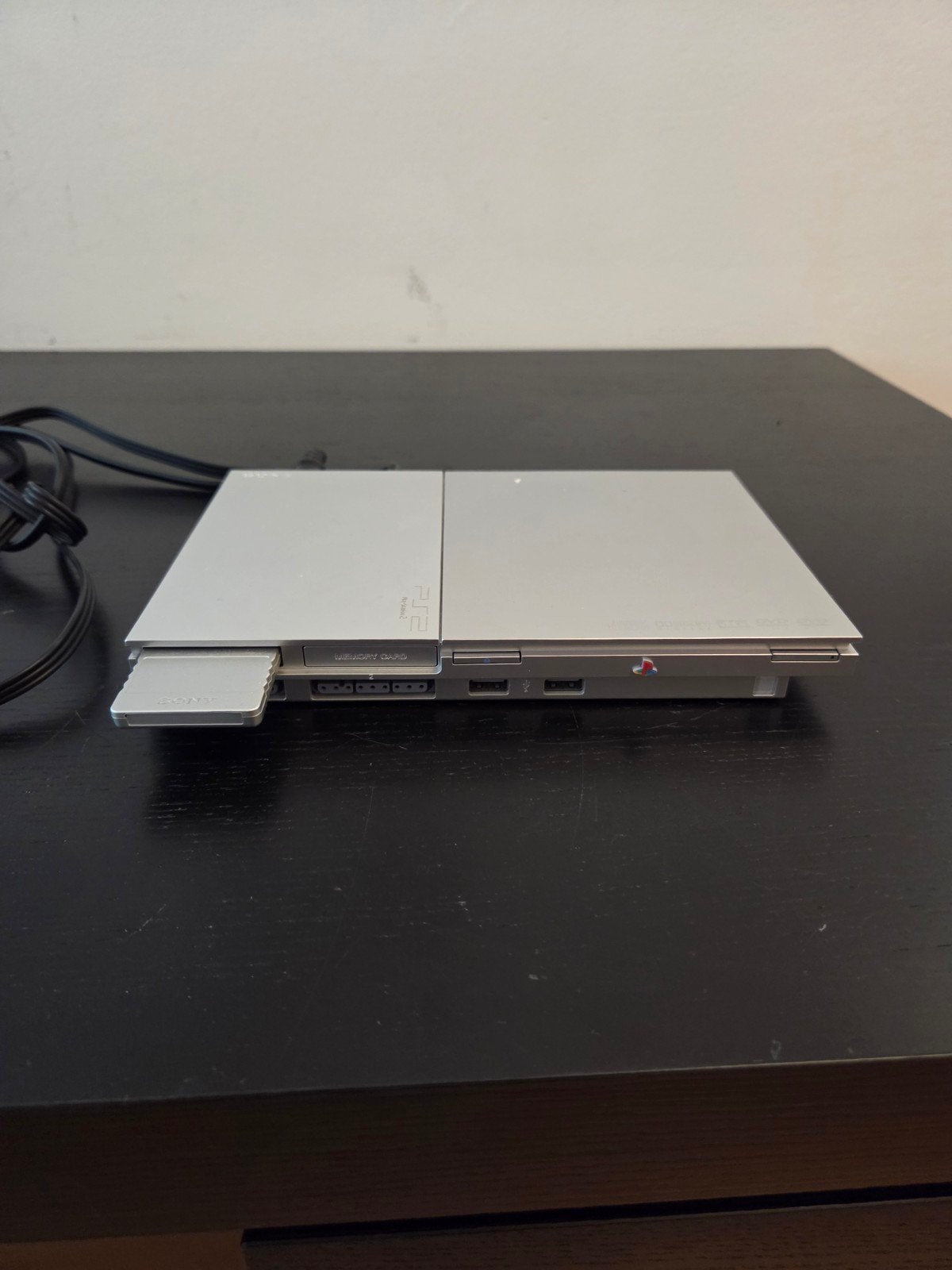 Sony PlayStation 2 Slim met 2 controllers en geheugenkaart, Spelcomputers en Games, Spelcomputers | Sony PlayStation 2, Gebruikt