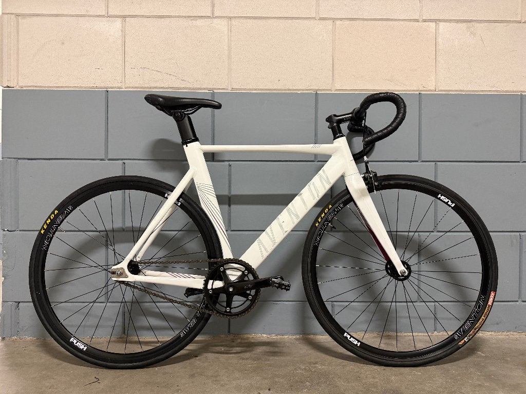 Aventon Cordoba Fixie, Minder dan 10 versnellingen, Aluminium, 53 tot 57 cm, Ophalen