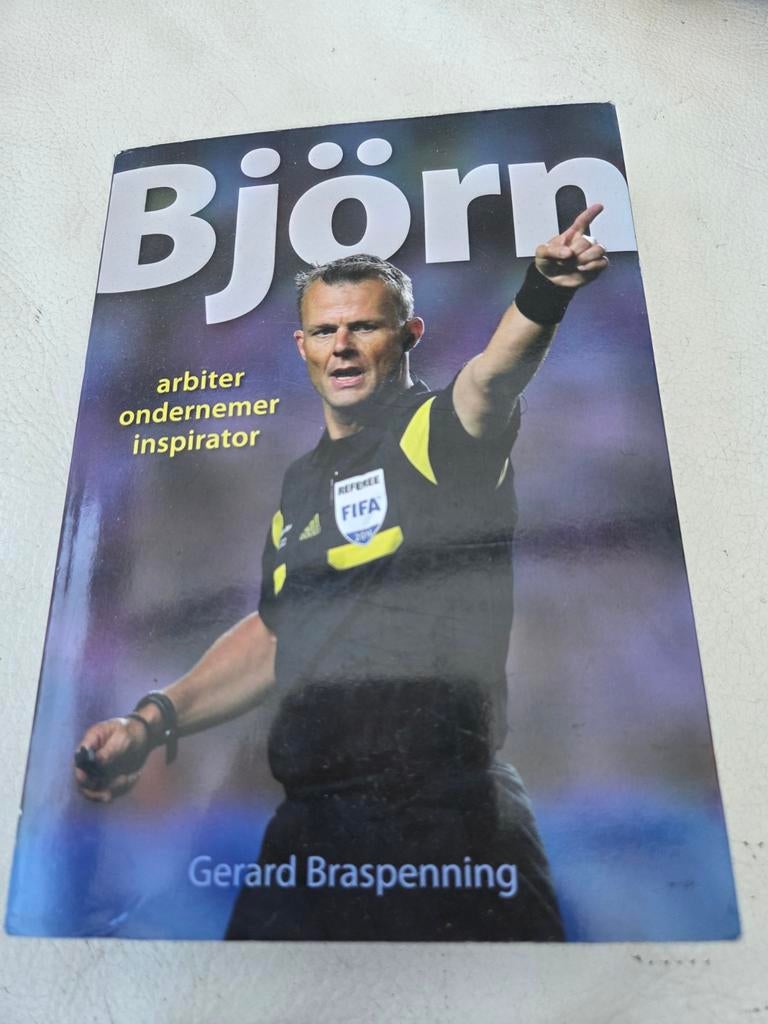 Björn Kuipers: arbiter, ondernemer, inspirator, Ophalen of Verzenden, Gelezen, Gerard Braspenning, Balsport