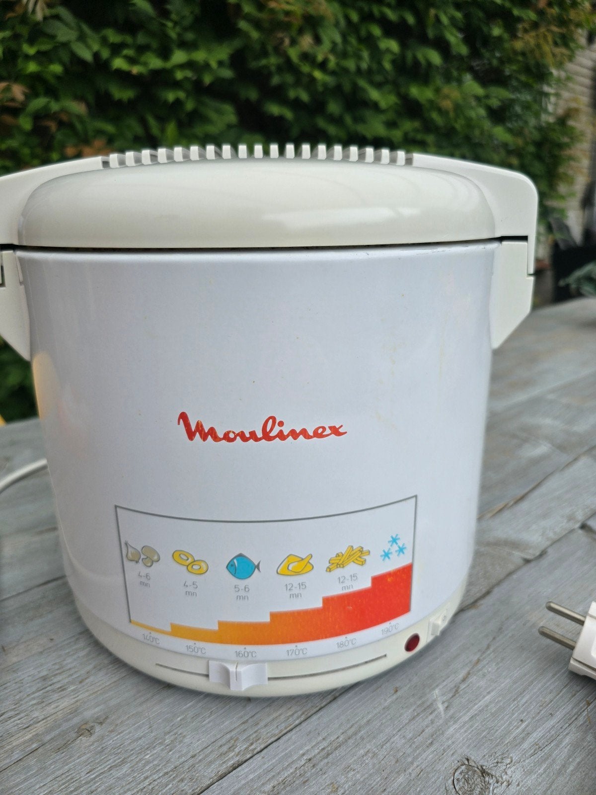 Moulinex friteuse, Gebruikt, 3 kookzones of minder, Ophalen of Verzenden, Vrijstaand
