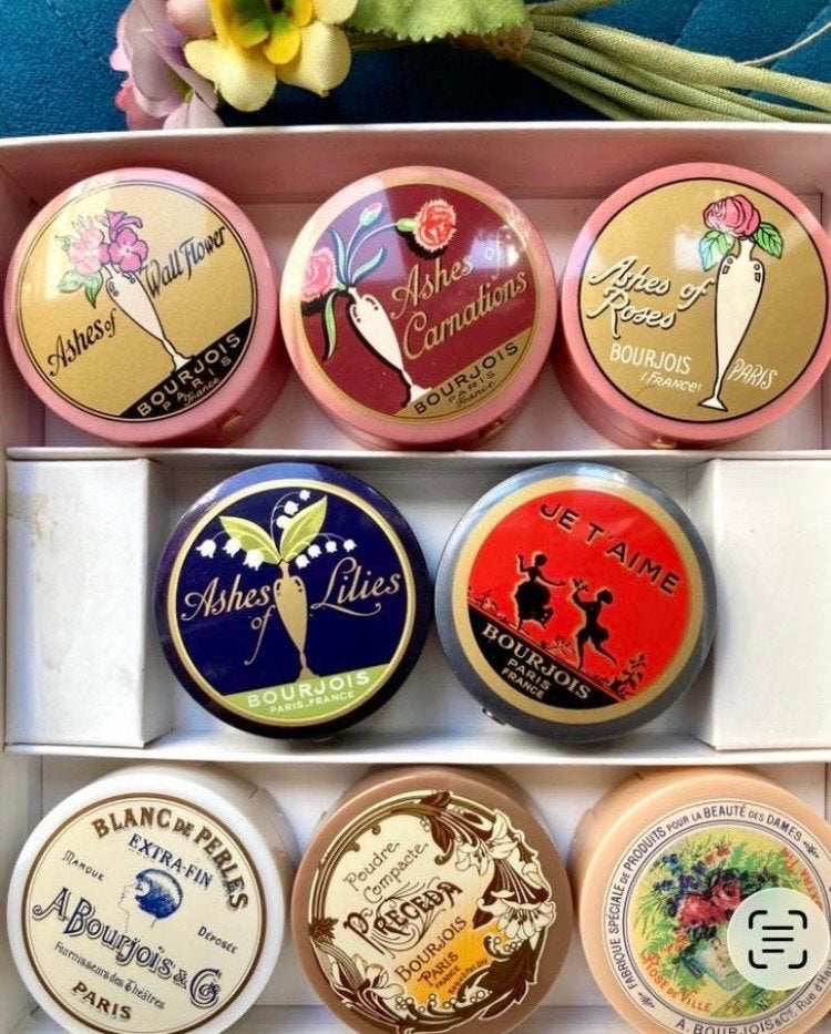 ‼️ZELDZAAM Bourjois Vintage CollectieBox- Nr. 01: eye &blush, Verzamelen, Ophalen of Verzenden, Nieuw, Overige typen, Gevuld