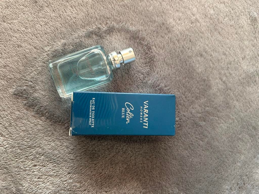 Luxe parfum auqa blauw, Ophalen of Verzenden, Zo goed als nieuw