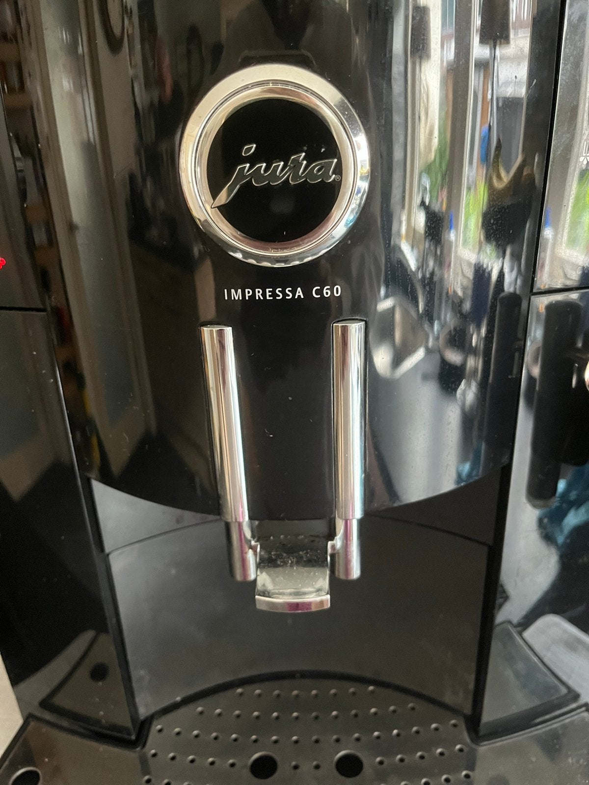Foto 6 van Jura Impressa C60 Koffiemachine met Melkfunctie