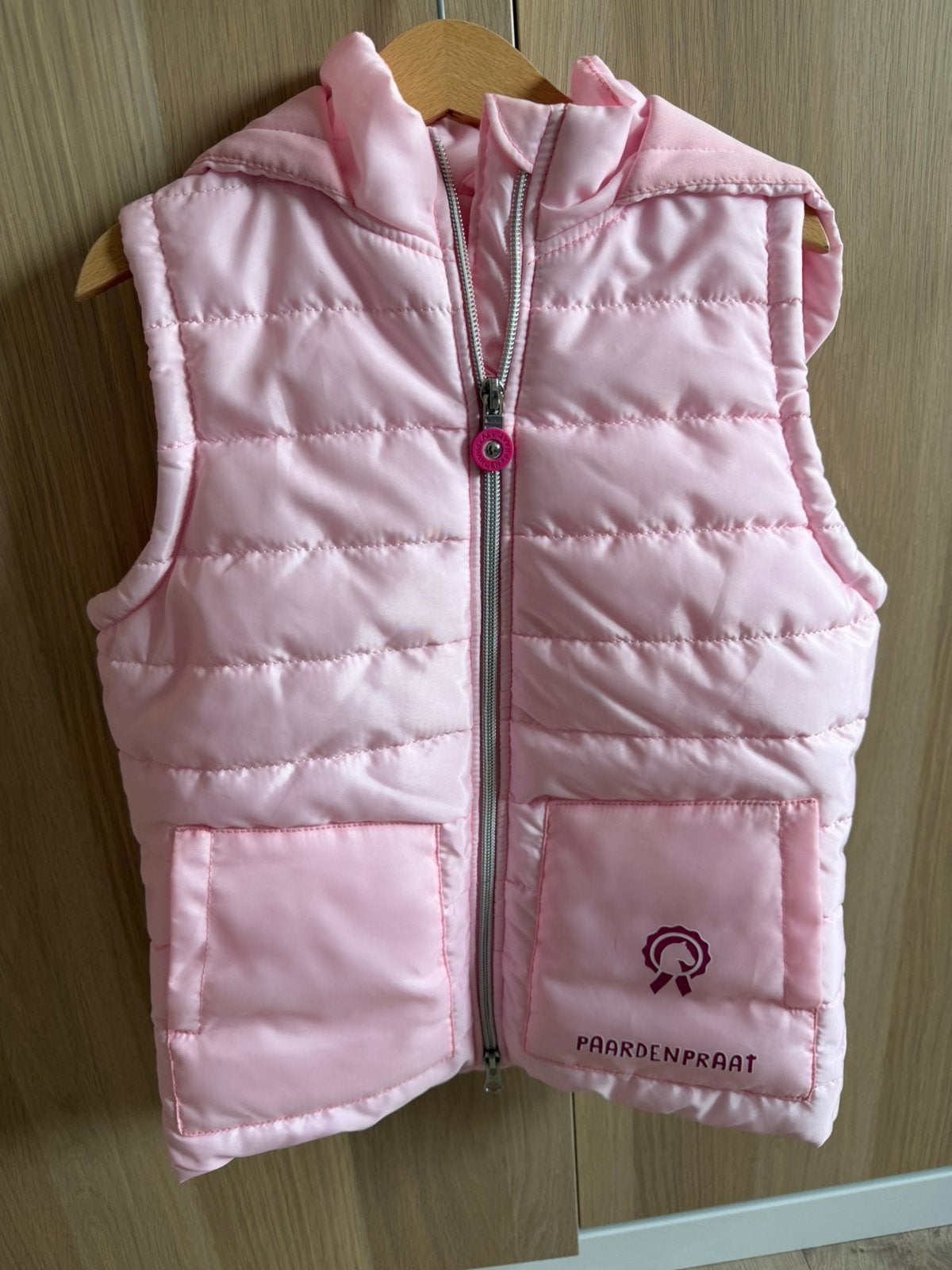 Paardenpraat tv bodywarmer, Ophalen, Zo goed als nieuw, Bovenkleding