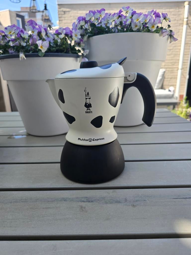 Bialetti Mukka Express Koeienprint Cappuccino Maker, Ophalen, Koffiemachine, Gemalen koffie, Zo goed als nieuw