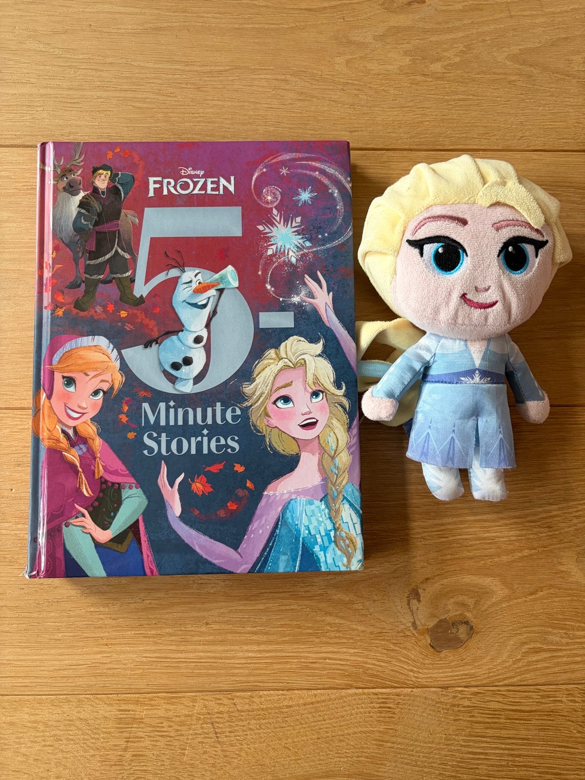 Disney Frozen 5-minutenverhalenboek + Elsa pop, Ophalen of Verzenden, Gebruikt, Overige typen